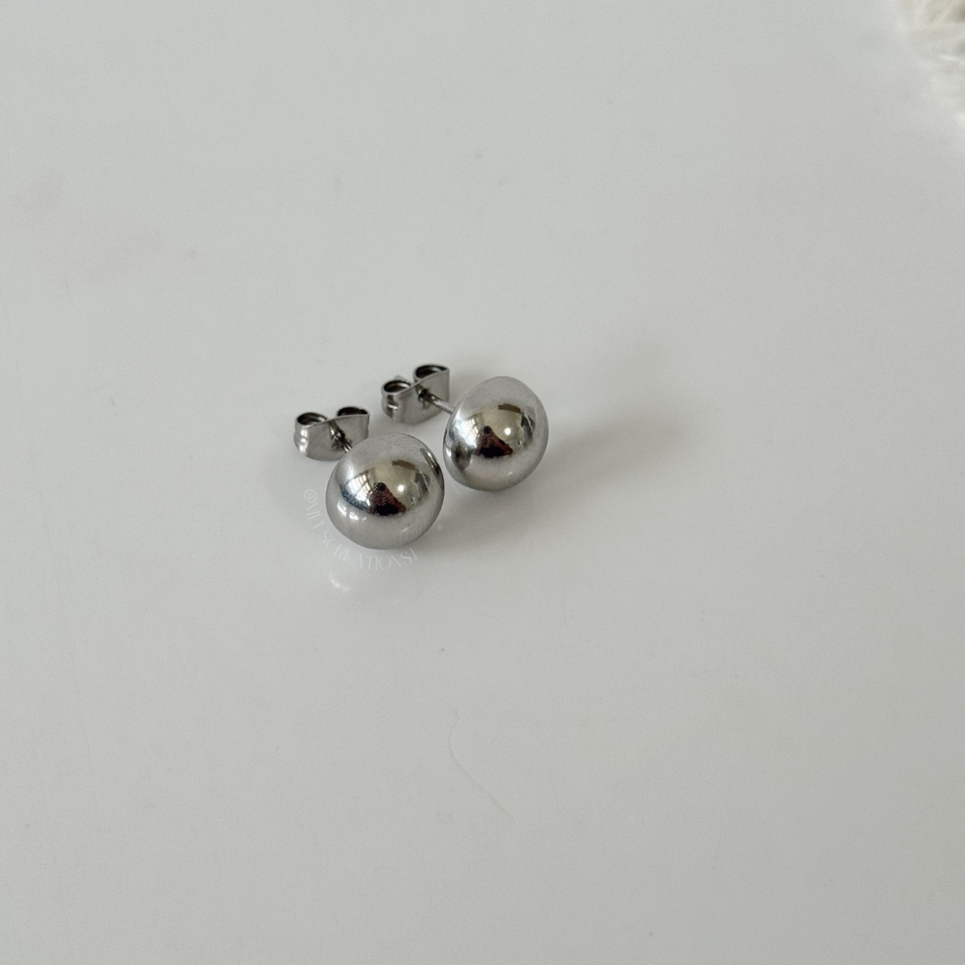 Studs- oro- plata