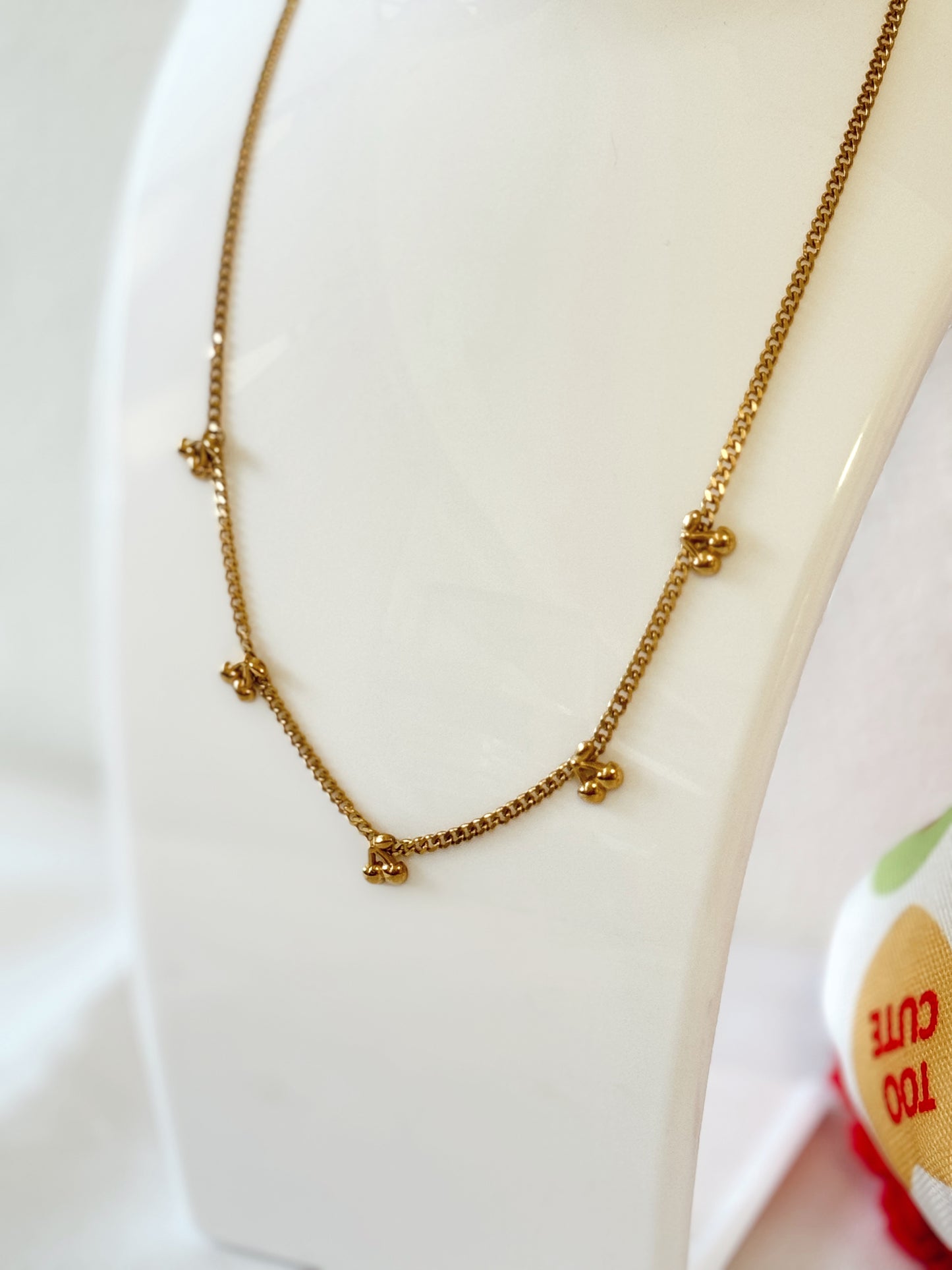 Collar- Golden Cherrys
