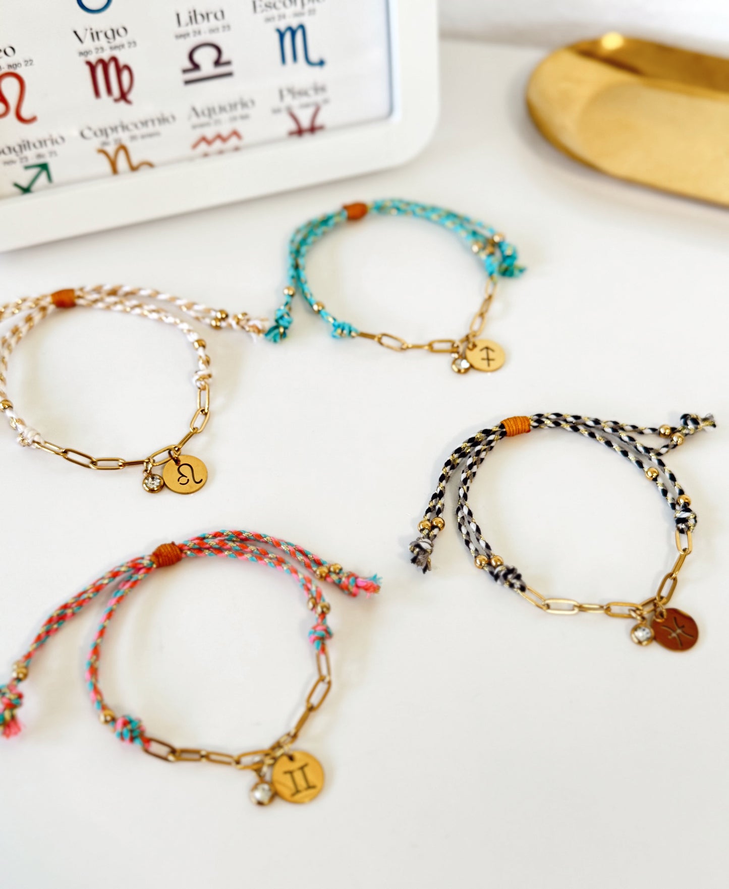 Brazalete- Zodiac Sign- hilito