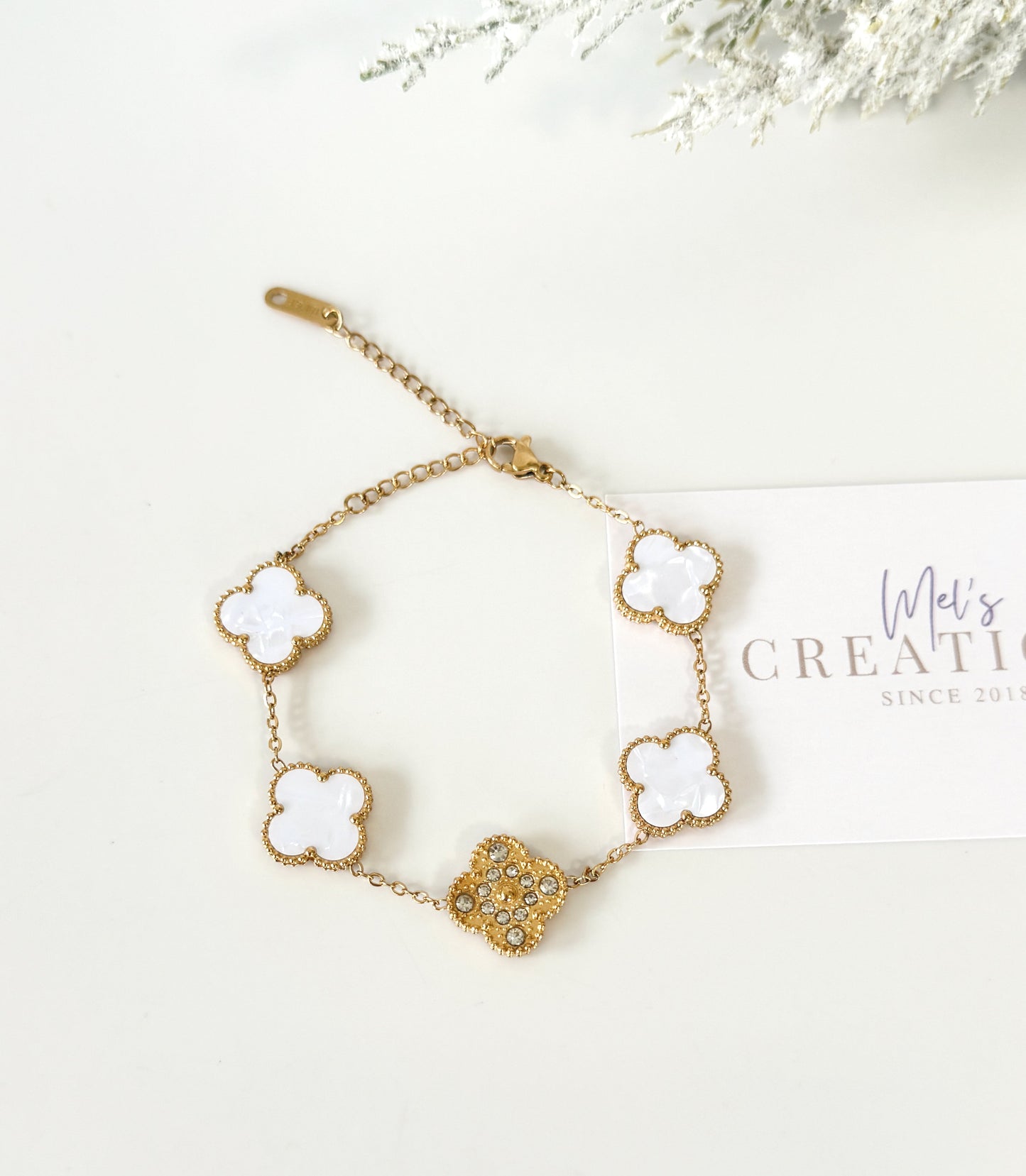 Brazalete - Clover Blanca - 6 en 1