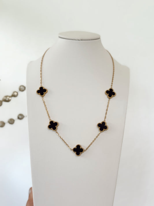 Collar- Clovers- negro