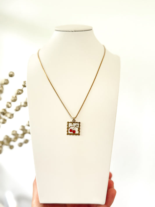 Collar- Estampita Cherry